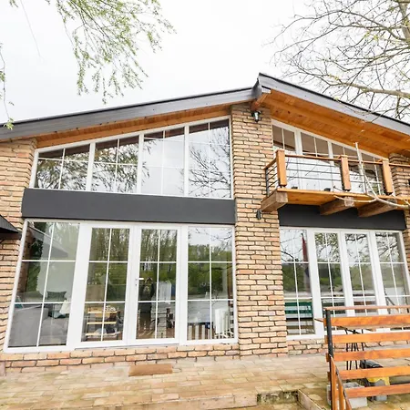 Holiday home Bear Secret House